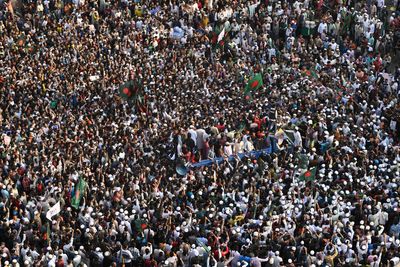 Hundreds of thousands attend funeral of slain Bangladeshi activist Sharif Osman Hadi