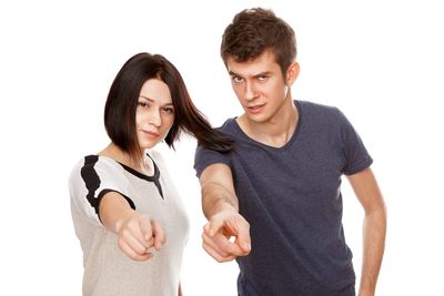 9 Social Realities DINK Couples Face That Parents Rarely See