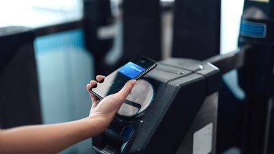 Major payment shake up could make Apple Pay redundant in the UK