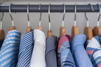 The “Male Minimalist Closet” Trend Is Taking Over Social Media