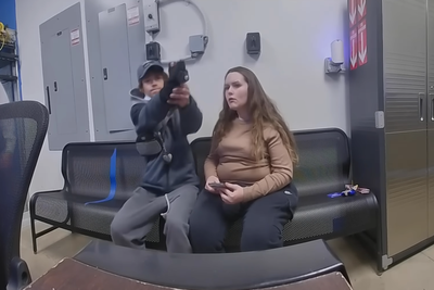 Video shows terrifying moment shoplifting suspect pulls a gun on Ohio cop