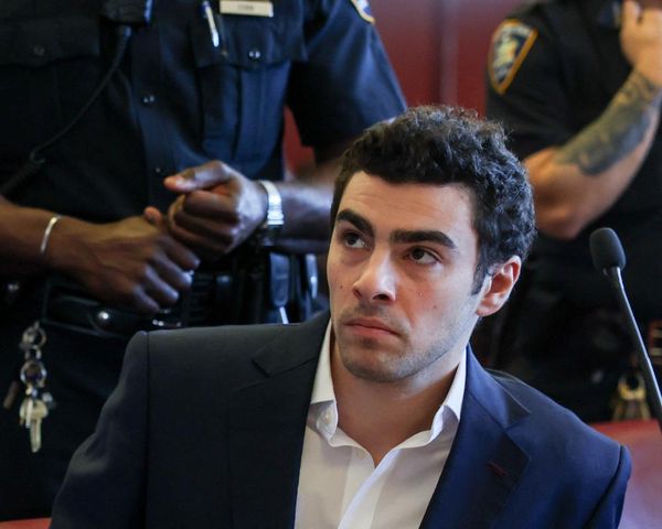 Luigi Mangione lawyers fight death penalty, saying Pam Bondi is biased