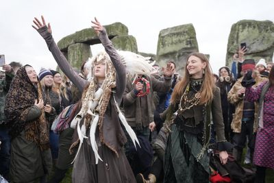 Winter solstice marked by magical Stonehenge sunrise celebrations