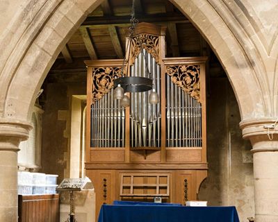 Organ-tuning books in English churches provide notes on a warming climate