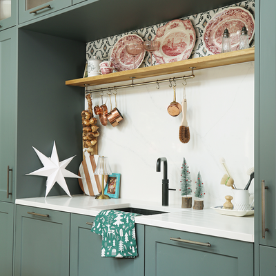 The Christmas decorating idea I’m seeing in every stylish kitchen this year – it’s so easy and free to make