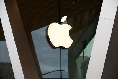 Italy antitrust agency fines Apple $116 million for abusing dominance with privacy feature