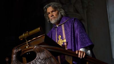 Wake Up Dead Man Is Great, But As Someone Raised Catholic, I Really Loved Two Things