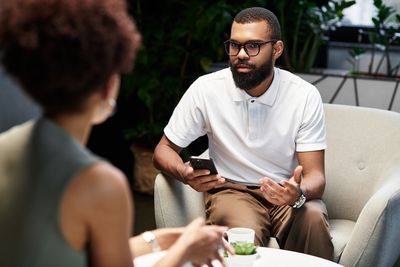 7 Communication Tricks That Strengthen Partnerships Instantly