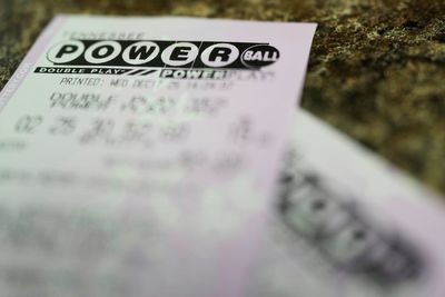 $1.6B Powerball jackpot to be drawn Monday, but the odds still aren't in your favor