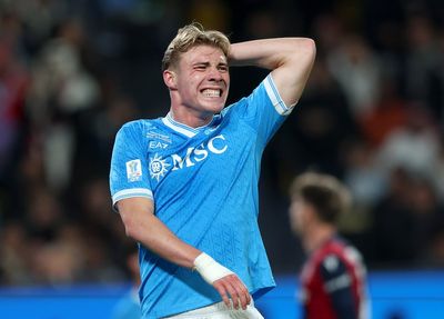 Manchester United: Rasmus Hojlund takes aim at club in social media dig