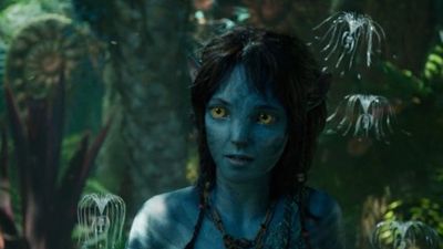 Sigourney Weaver Explains How Avatar 3 Filmed Kiri’s Big Kiss