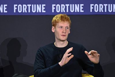 As AI investors fret over ROI, these startups attracted serious cash from customers in 2025