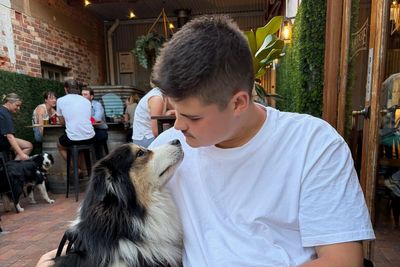 Police officer blinded in Bondi shooting reunites with family for Christmas