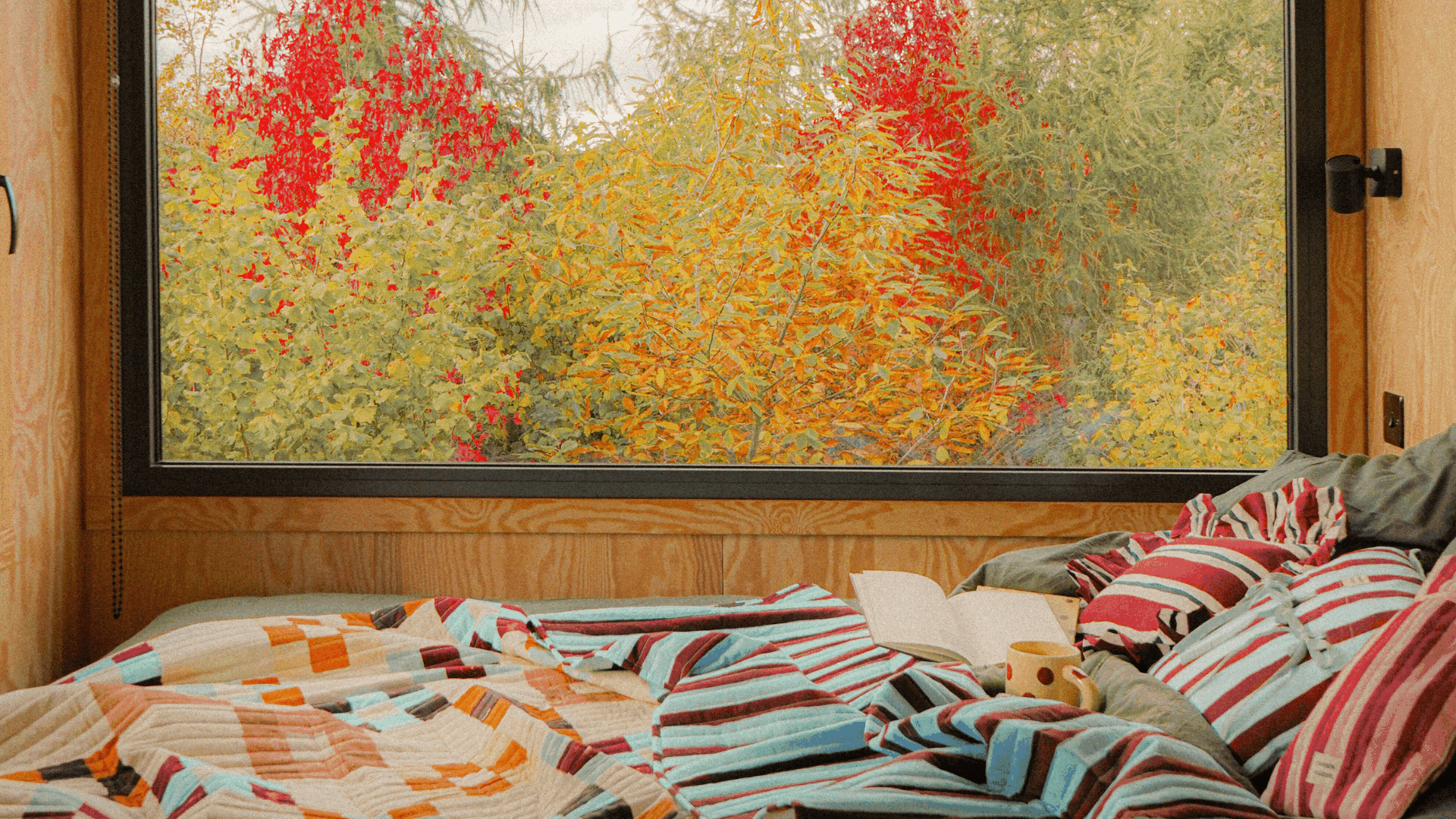 I Spent My Weekend Digitally Detoxing at This 'Unplugged' Cabin, And Here's Why I'm Recommending it to Every Doomscroller I Know