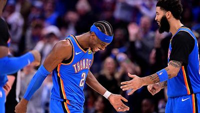 NBA Highlights Shai Gilgeous-Alexander Assist That Includes Blatant Uncalled Travel