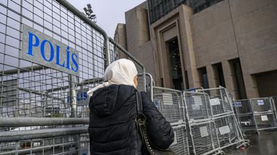 Two French women jailed in Turkey over drug 'mule' case