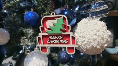 I made my own Christmas tree decorations this year, thanks to digital craft machines