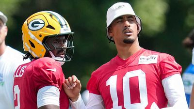 Packers Issue Update on Quarterbacks Jordan Love, Malik Willis After Injuries vs. Bears