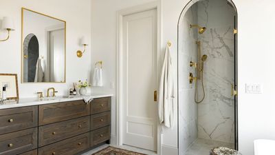 How to Design and Decorate a Guest Bathroom – Designer Advice to Create a Space Your Visitors Will Never Forget