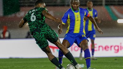 Five things we learned on Day 3: Big cats growl as a birthday boy creaks