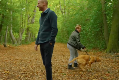 Dog walker has best reaction to surprise Prince William meeting