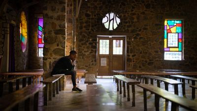Rwanda shuts 10,000 churches under tough worship regulations