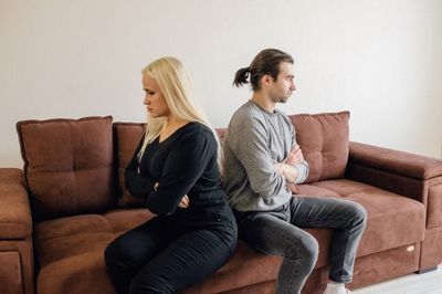 7 Ways “Financial Infidelity” Is More Damaging Than Cheating