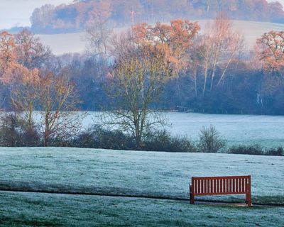 White Christmas ‘unlikely’ but health alert issued amid falling UK temperatures