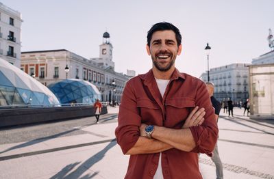 9 Small Habits That Make Guys Look More Successful