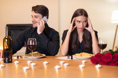 5 Signs Your Relationship Has Slipped Into Autopilot