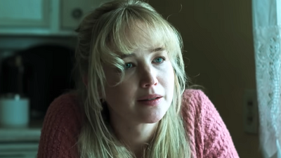 'I've Been Electrified.' Jennifer Lawrence Knows She Looks Crazy While Drunk On The Red Carpet