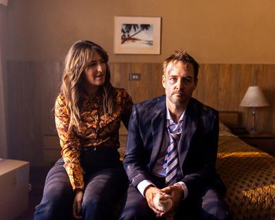 Sunny Nights review – Will Forte and D’Arcy Carden’s sassy Australian comedy is criminally good fun