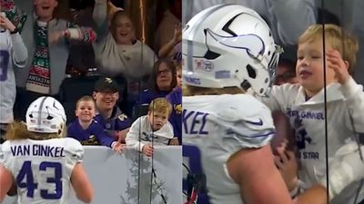 Vikings’ Andrew Van Ginkel Delivered Sweetest Christmas Gift to Son in the Stands