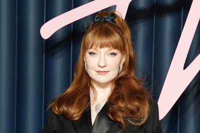 Girls Aloud singer Nicola Roberts announces she is pregnant with first child