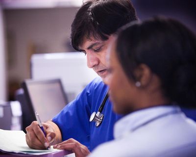 Foreign medics shunning NHS because of anti-migrant rhetoric, says top doctor