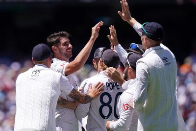 England’s bowlers strike as wickets continue to tumble at the MCG