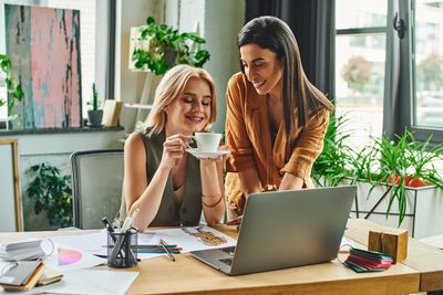 Can Working Partners Without Children Shape A New Cultural Norm