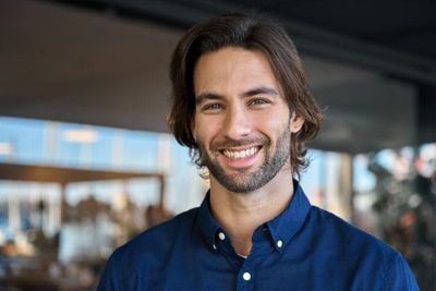 The “Nice Guy” Facade: 7 Red Flags of Covert Narcissism You Need to See