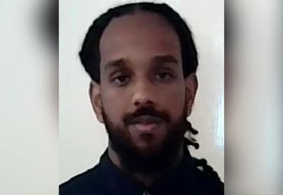 Police manhunt for prisoner who absconded on Christmas Day