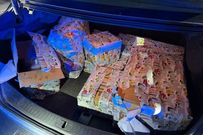 Kentucky cops find 55 pounds of gift-wrapped meth in Christmas drug bust