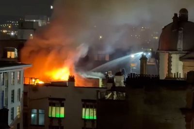 Firefighters tackle building fire in centre of Glasgow