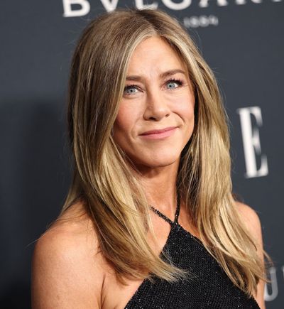 Jennifer Aniston's Christmas Pics Include Boyfriend Jim Curtis and Lots of Dogs