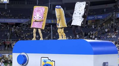 Pop-Tarts Bowl Ends With One Pastry Narrowly Escaping BYU’s Celebratory Toasting