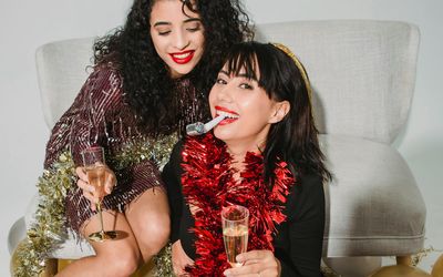 Best New Year's Eve themes and decorations to usher in 2026