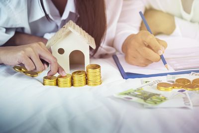 9 Ways to Build Wealth Quietly — Without Changing How You Live