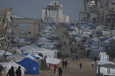 Freezing rain floods Gaza camps as displaced Palestinians face even worse conditions