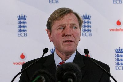 Glamorgan’s former England batter and ECB boss Hugh Morris dies aged 62