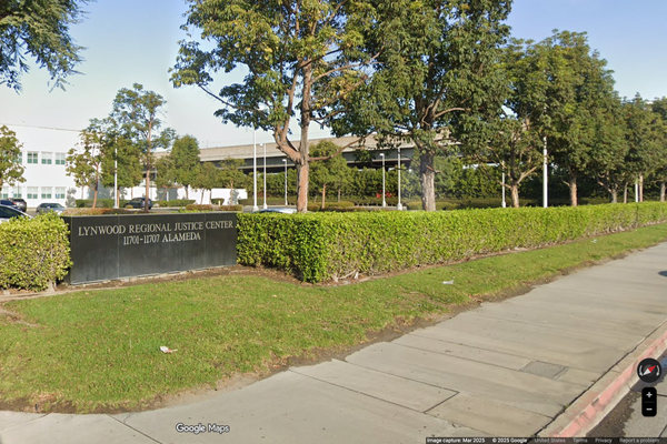 Deputies in women’s jail groped and harassed inmates and watched them shower, lawsuit by 38 former prisoners claims