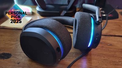 The Fractal Design Scape feels like a gaming headset from the future, which makes it the best thing I've tested in 2035. I mean, this year