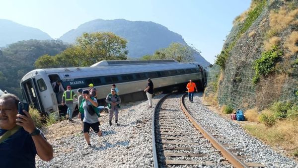 Mexico Rail Horror: At Least 13 Killed and Nearly 100 Injured After Interoceanic Train Derails